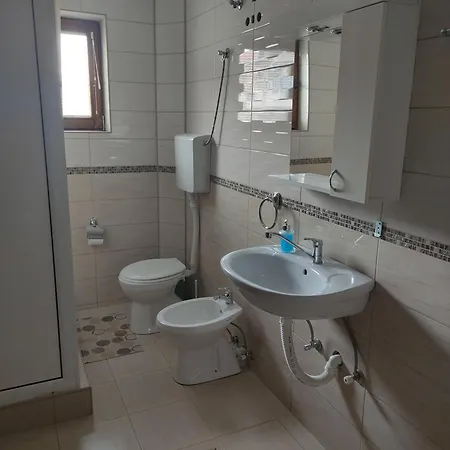 Ξενοδοχείο με διαμερίσματα Cair Doplata Za Bazen *