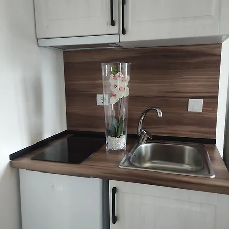 Ξενοδοχείο με διαμερίσματα Cair Doplata Za Bazen