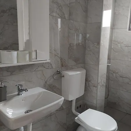 Ξενοδοχείο με διαμερίσματα Cair Doplata Za Bazen